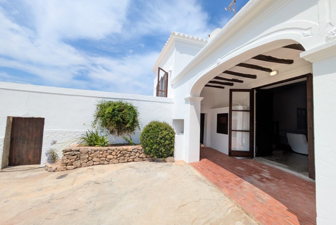 Typical Ibizan House in San Juan – Annual Rental