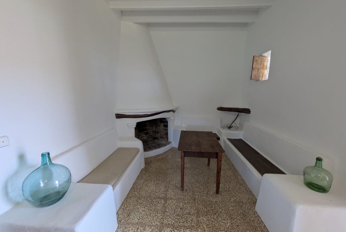 Typical Ibizan House in San Juan – Annual Rental
