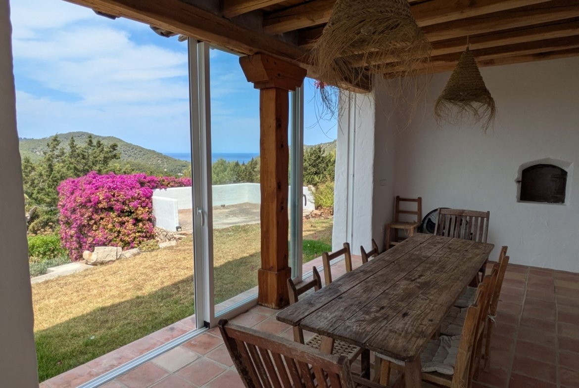 Typical Ibizan House in San Juan – Annual Rental