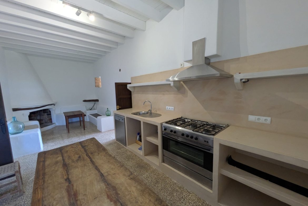 Typical Ibizan House in San Juan – Annual Rental