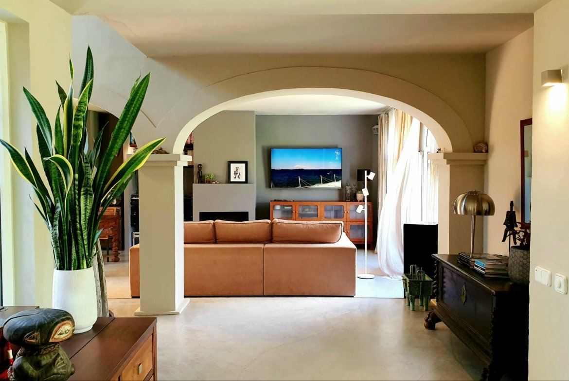 Charming 3-Bedroom Villa with Pool for Long-Term Rent in Santa Gertrudis