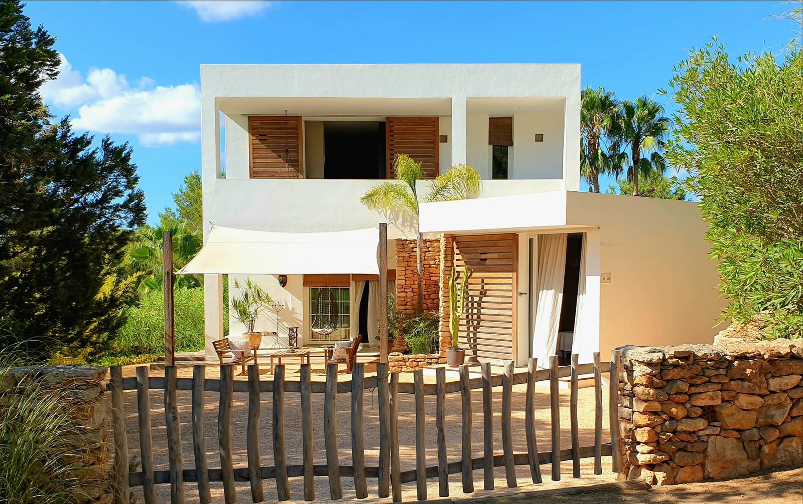 Charming 3-Bedroom Villa with Pool for Long-Term Rent in Santa Gertrudis