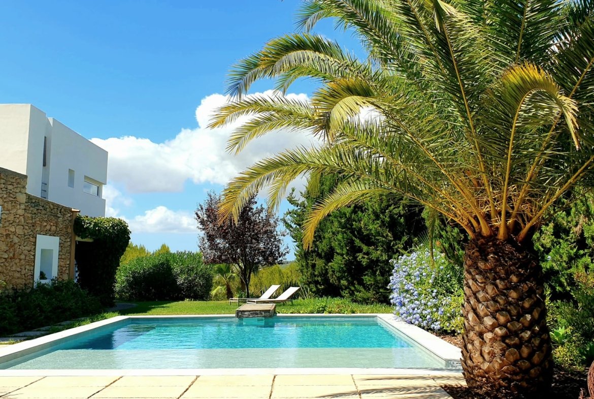 Charming 3-Bedroom Villa with Pool for Long-Term Rent in Santa Gertrudis