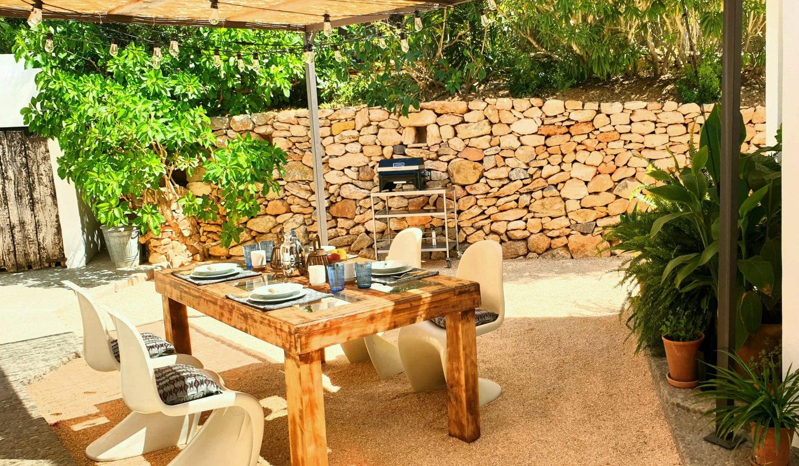 Charming 3-Bedroom Villa with Pool for Long-Term Rent in Santa Gertrudis