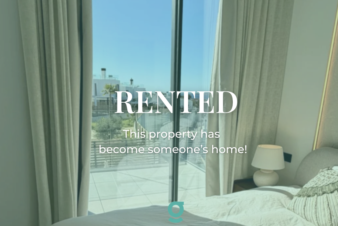 RENTED Beautiful 3-bed duplex in Cala Tarida available from September