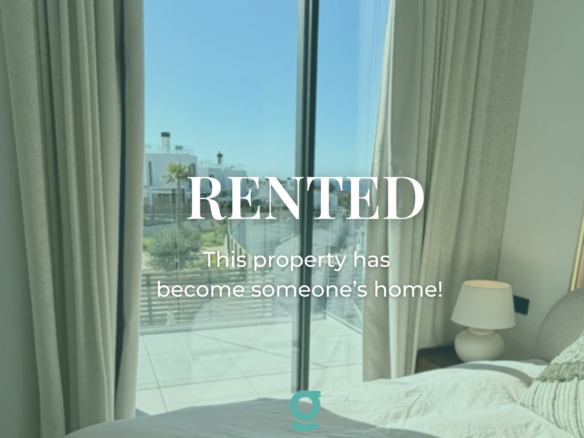RENTED Beautiful 3-bed duplex in Cala Tarida available from September
