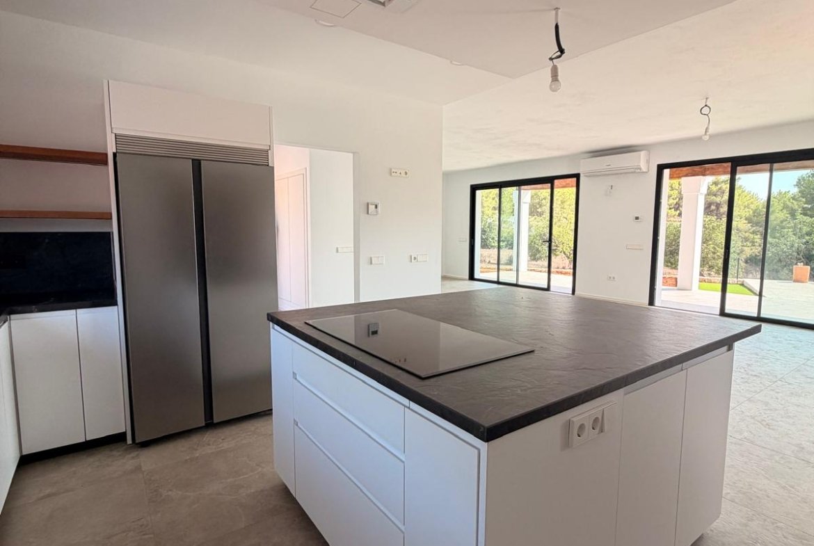 New Build House for Annual Rent in Buscastell