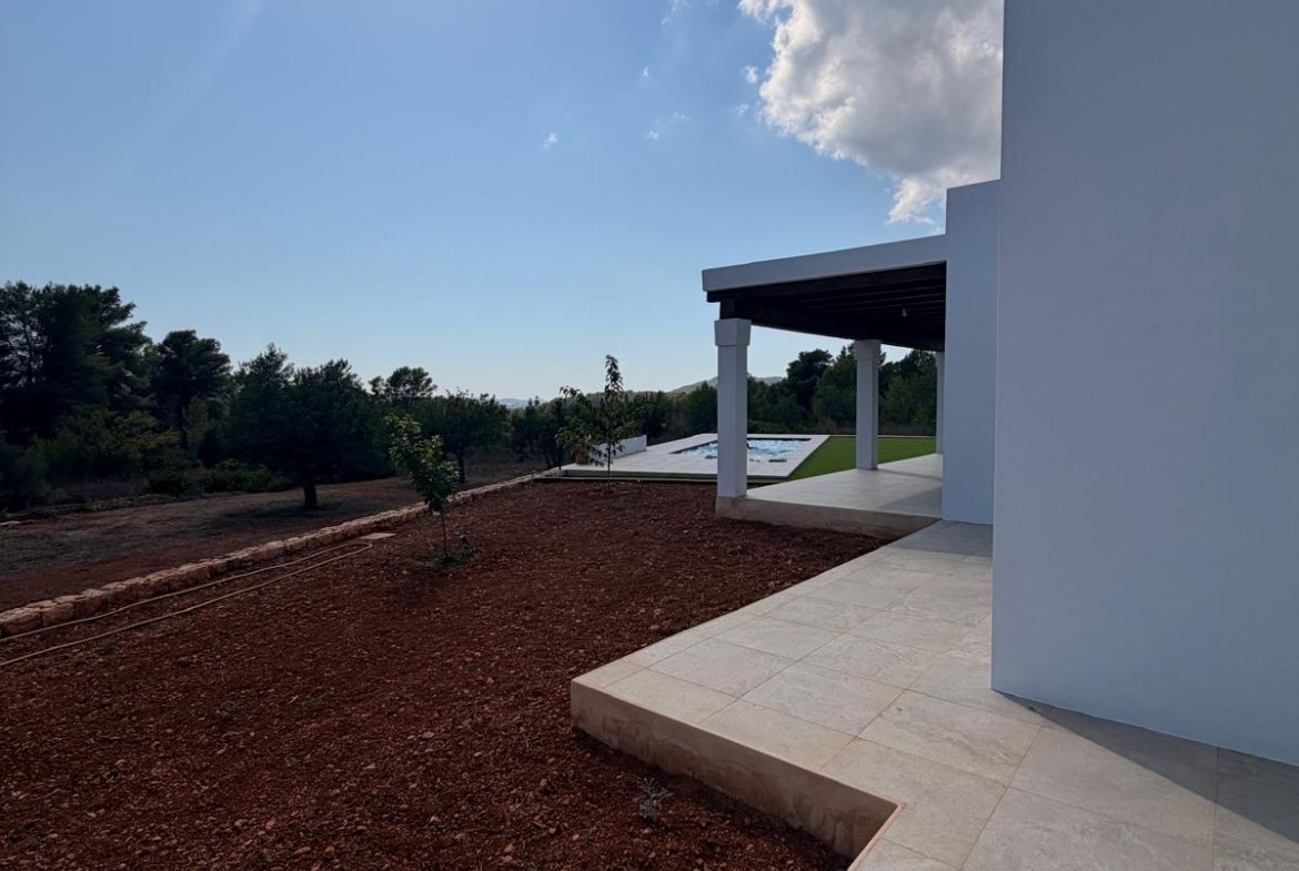 New Build House for Annual Rent in Buscastell