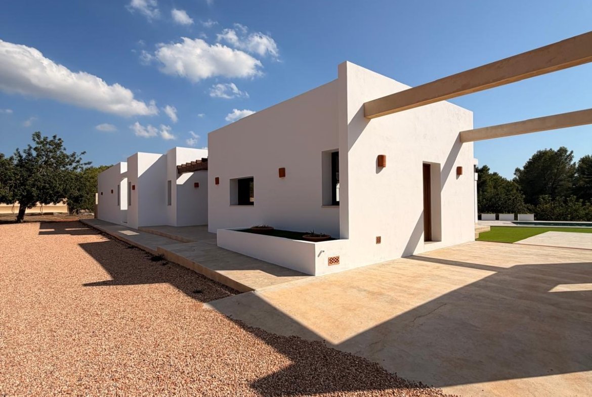 New Build House for Annual Rent in Buscastell