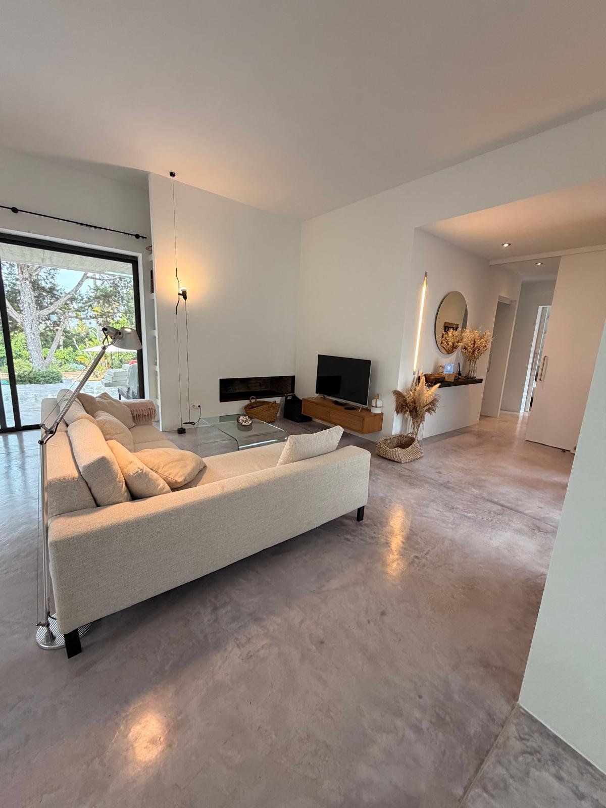 Luxury 4-Bedroom Villa in Las Salinas – Long-Term Rental