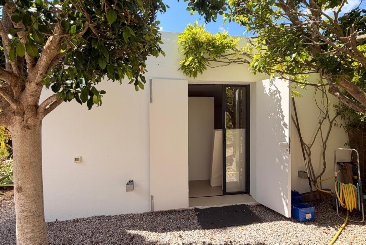 Luxury 4-Bedroom Villa in Las Salinas – Long-Term Rental