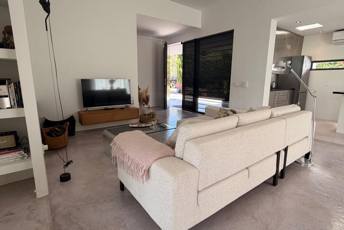 Luxury 4-Bedroom Villa in Las Salinas – Long-Term Rental