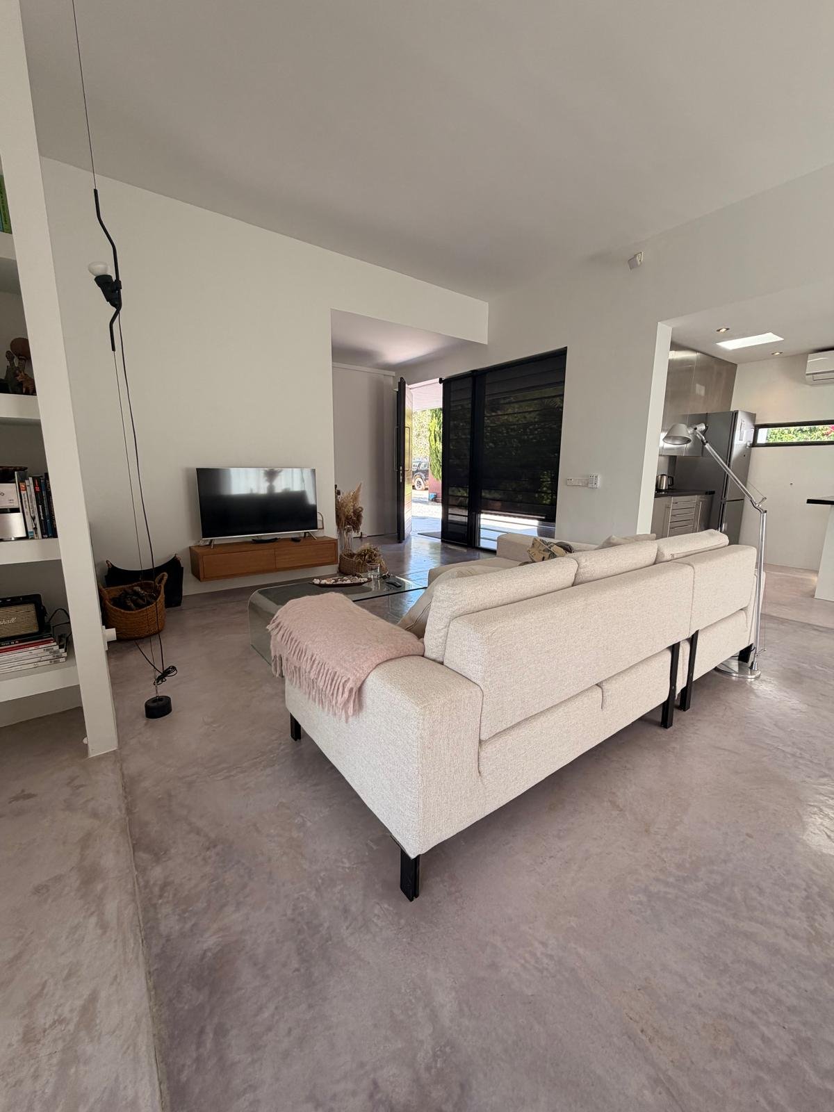 Luxury 4-Bedroom Villa in Las Salinas – Long-Term Rental