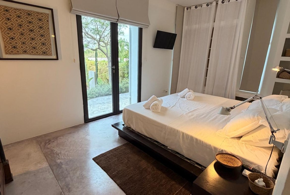 Luxury 4-Bedroom Villa in Las Salinas – Long-Term Rental