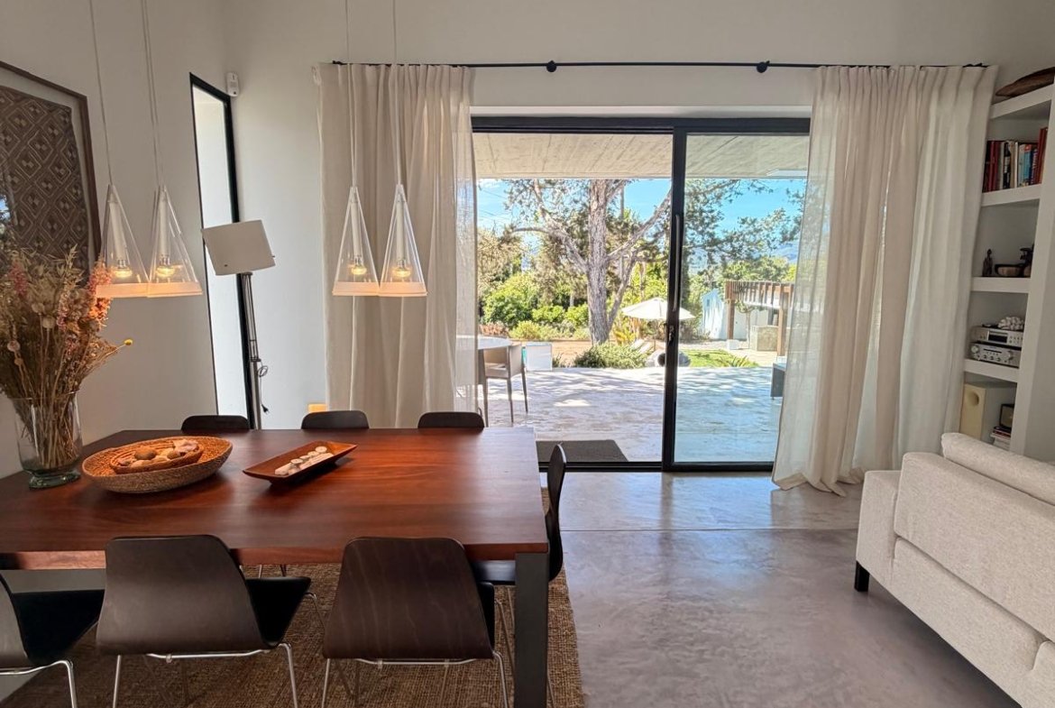 Luxury 4-Bedroom Villa in Las Salinas – Long-Term Rental