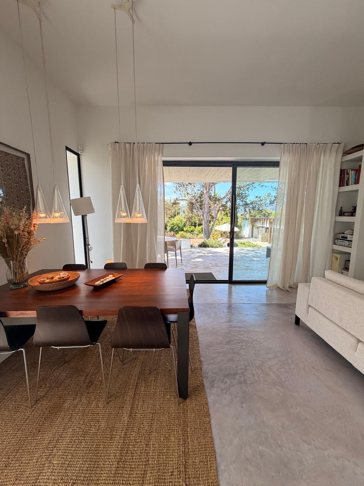 Luxury 4-Bedroom Villa in Las Salinas – Long-Term Rental