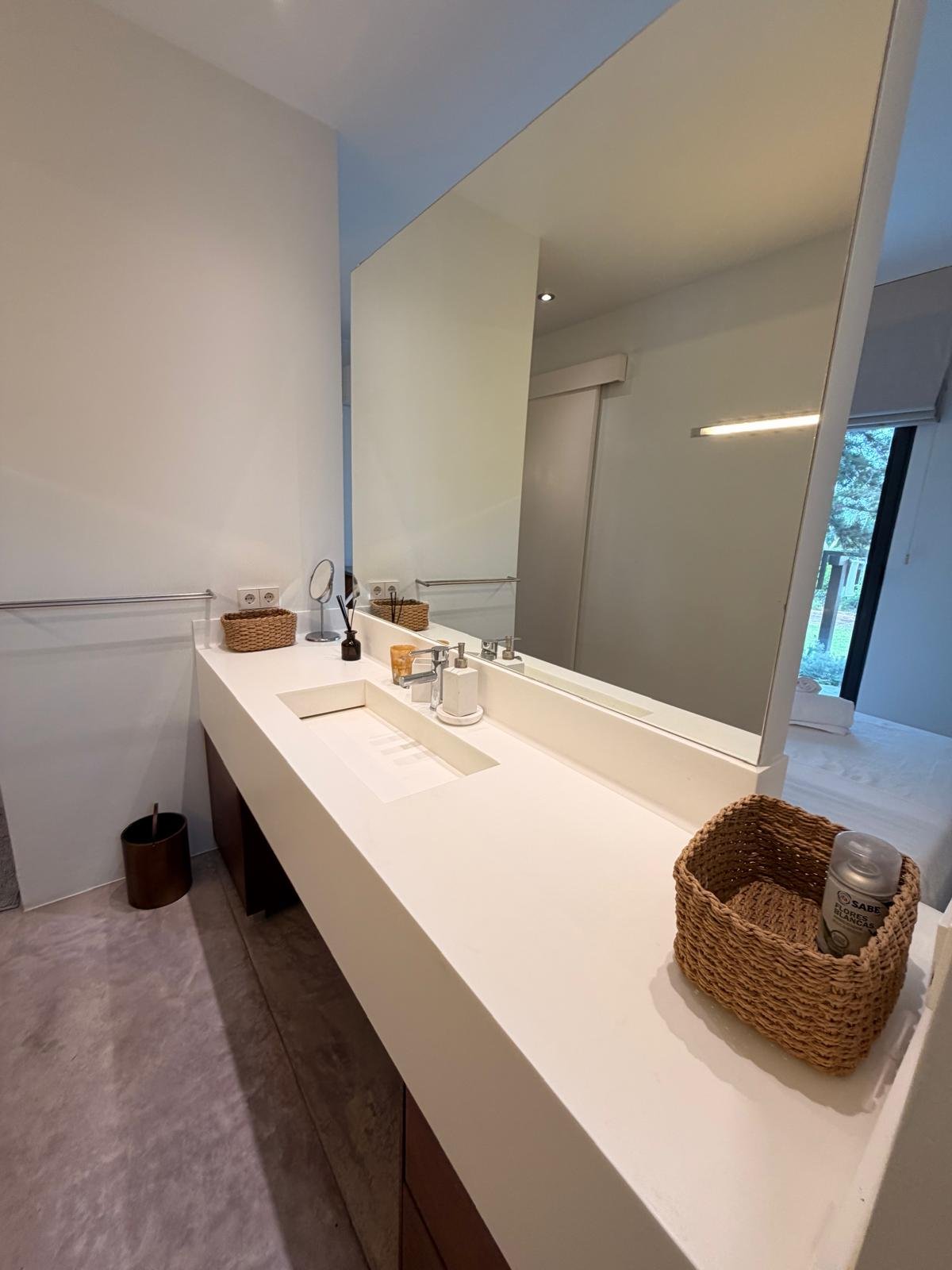 Luxury 4-Bedroom Villa in Las Salinas – Long-Term Rental