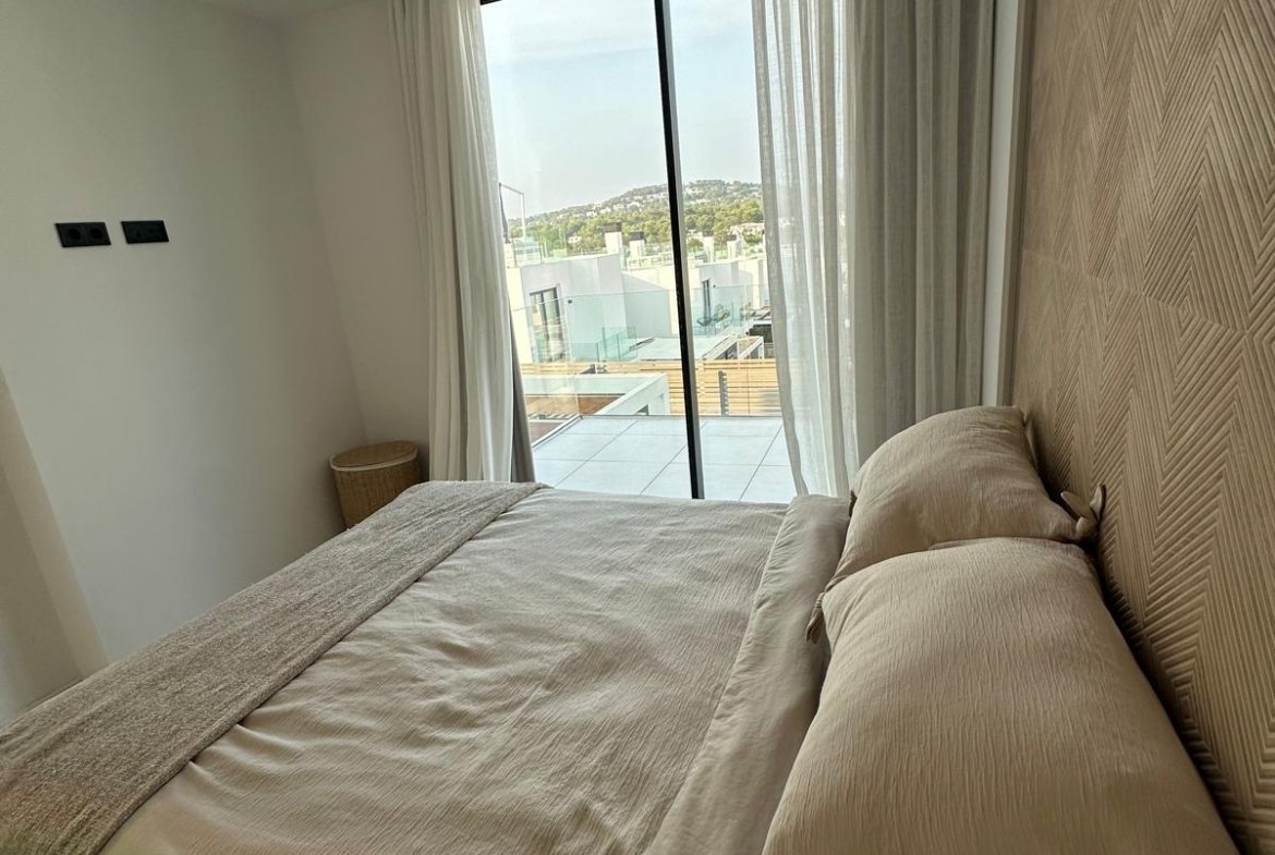 Beautiful 3-bed duplex with Swimming Pool in Cala Tarida Summer 2026 September to June