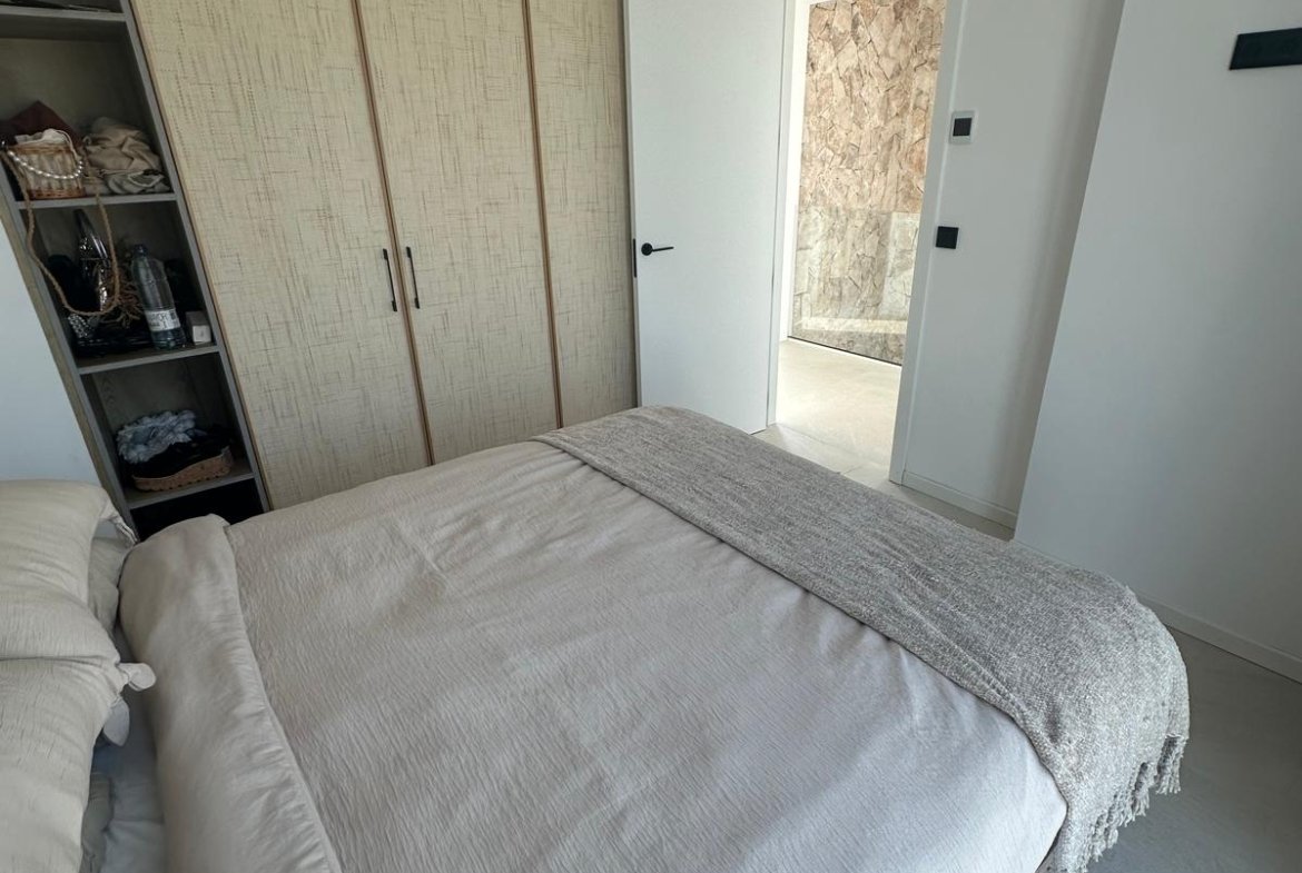 Beautiful 3-bed duplex with Swimming Pool in Cala Tarida Summer 2026 September to June