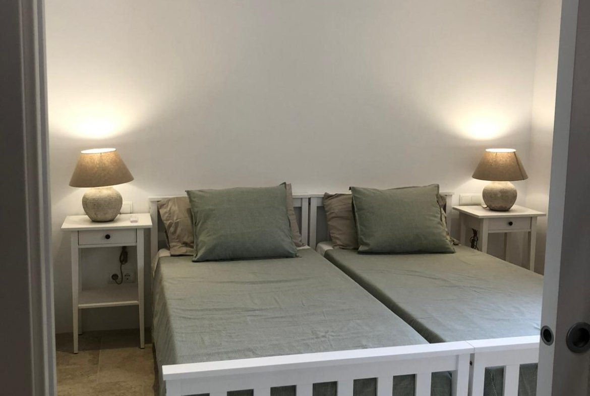 Modern 1-Bedroom Country House for Year-Round Rental in Buscastell