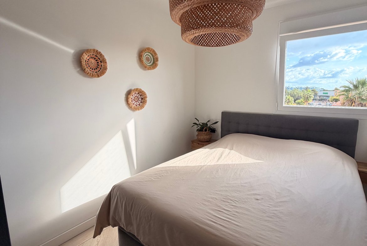 1-Bedroom Apartment for Long-Term Rental in Santa Eulalia
