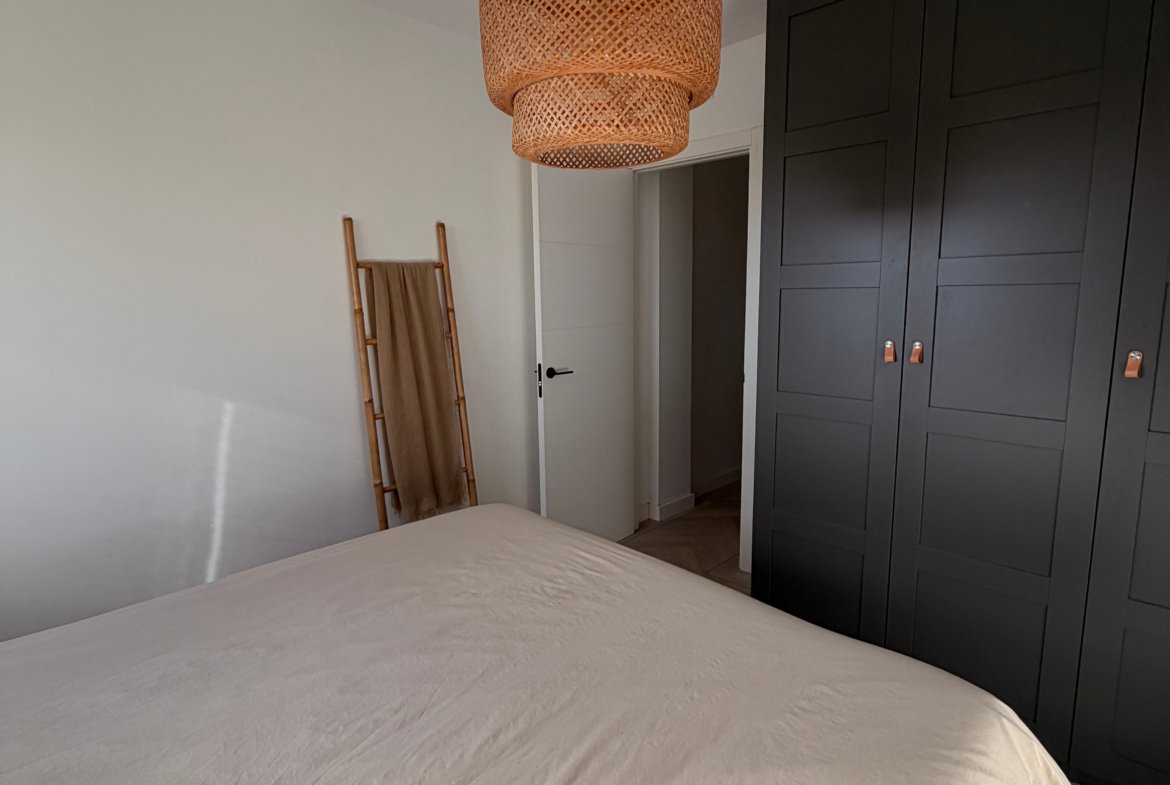 1-Bedroom Apartment for Long-Term Rental in Santa Eulalia