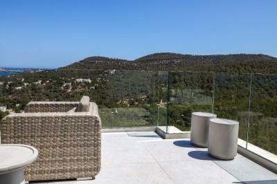 Duplex for Rent in Cala Vadella for Annual Rent