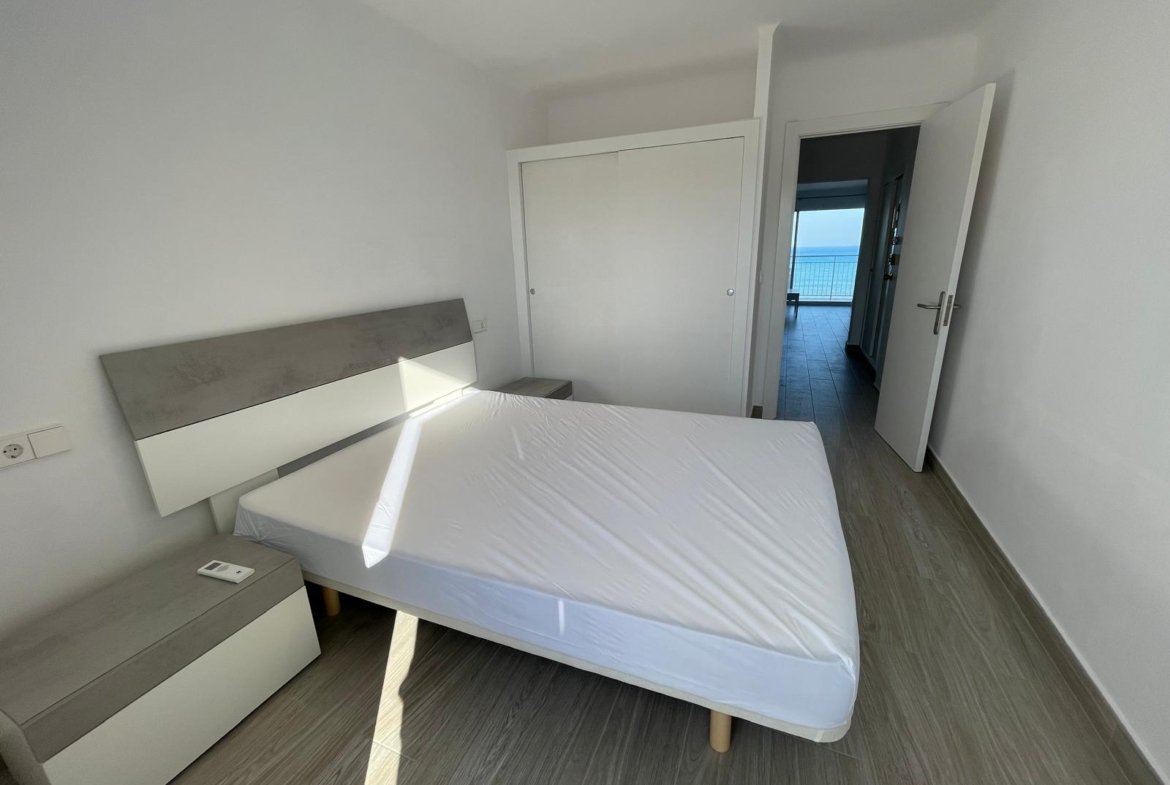 Refurbished 1-Bedroom Apartment with Sea Views in Figueretas