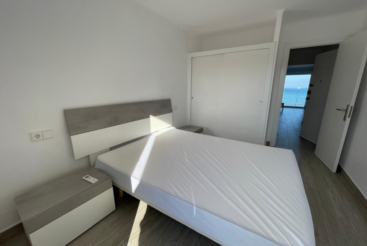 Refurbished 1-Bedroom Apartment with Sea Views in Figueretas