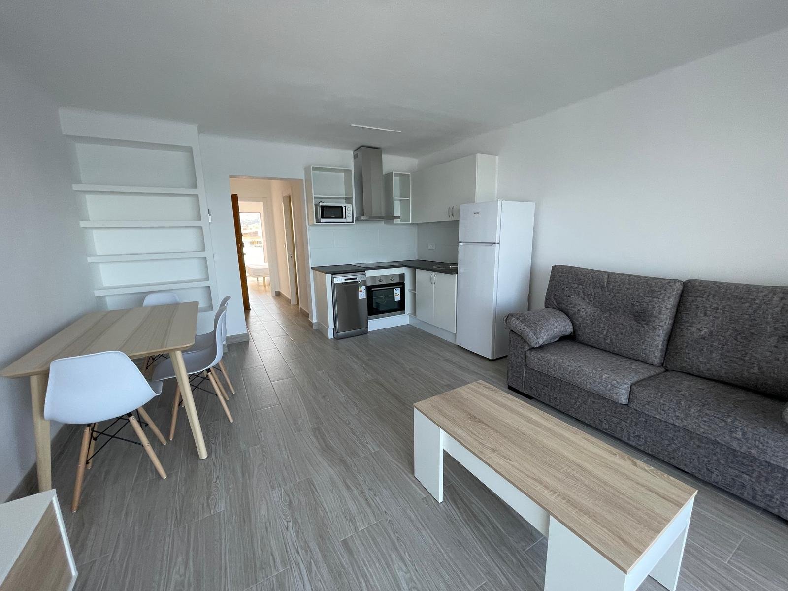 PHOTO-2026-09-01-10-05-27 3 Refurbished 1-Bedroom Apartment with Sea Views in Figueretas