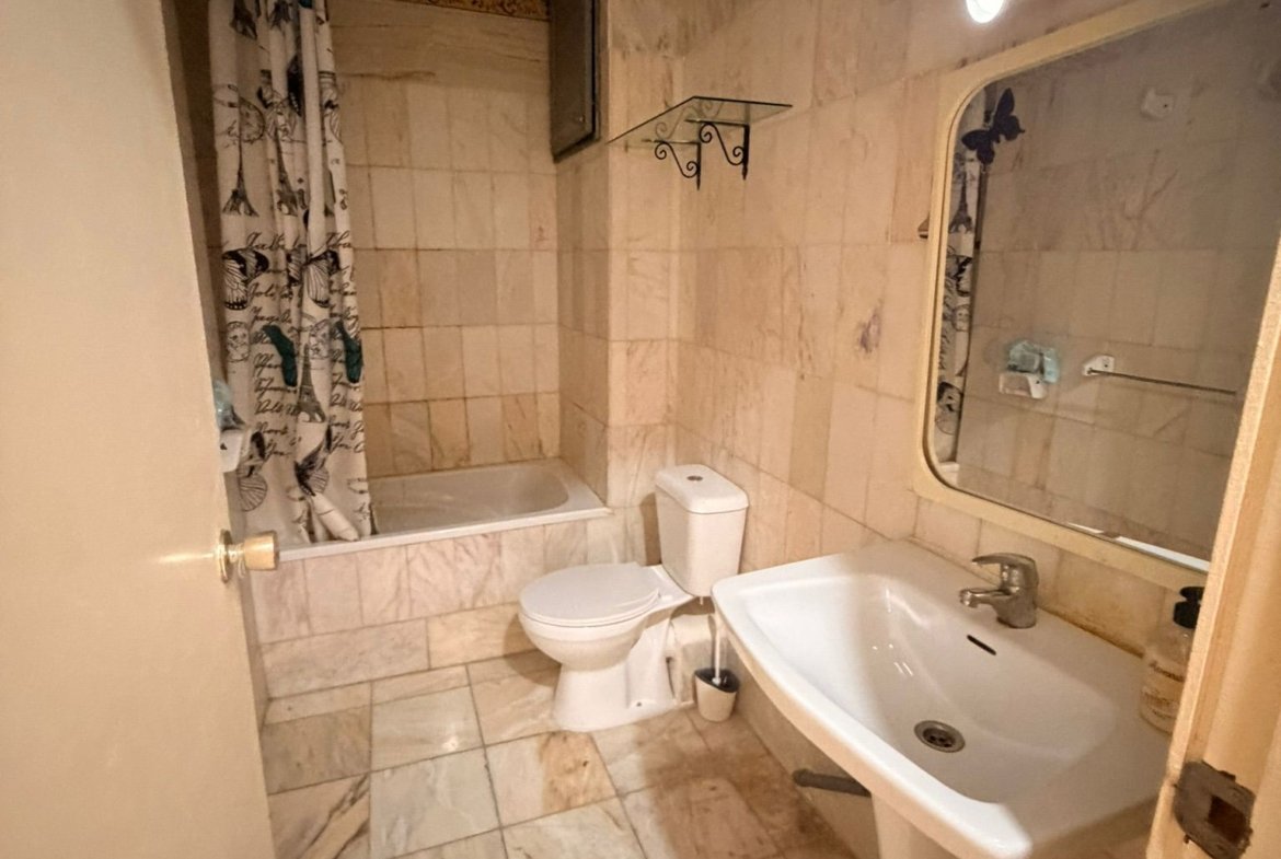 1-Bedroom Apartment with Sea Views in Figueretas – Long-Term Rental