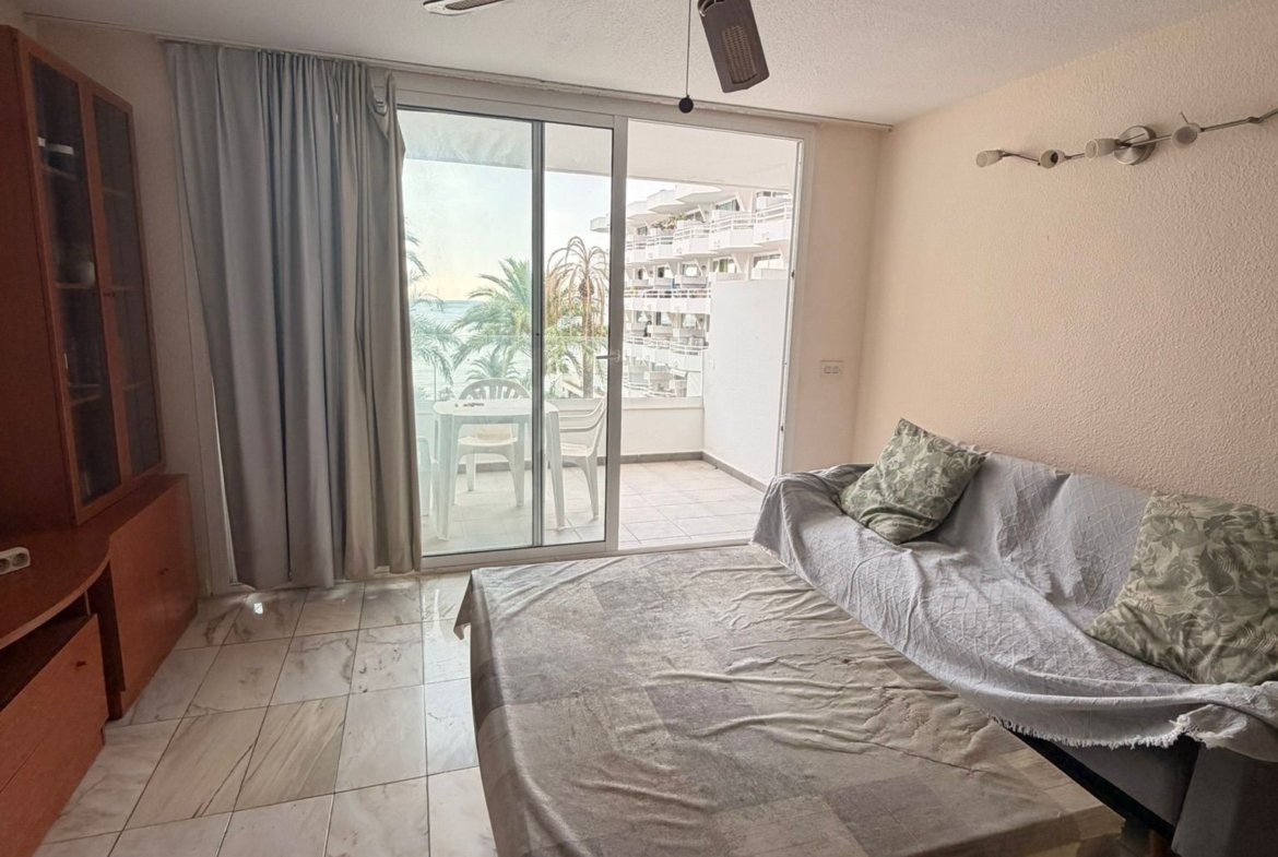 1-Bedroom Apartment with Sea Views in Figueretas – Long-Term Rental