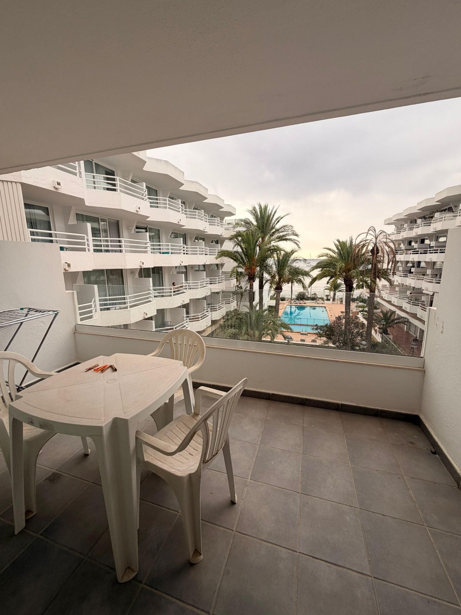 1-Bedroom Apartment with Sea Views in Figueretas – Long-Term Rental