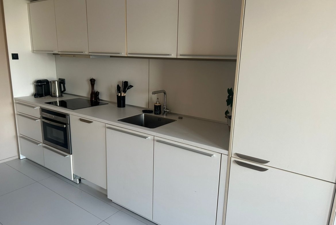 Stylish 2-Bedroom Apartment in Patio Blanco For Sale