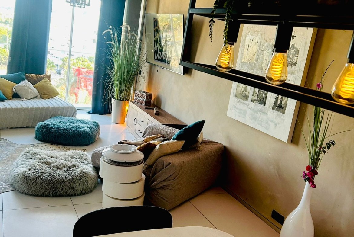 Stylish 2-Bedroom Apartment in Patio Blanco For Sale