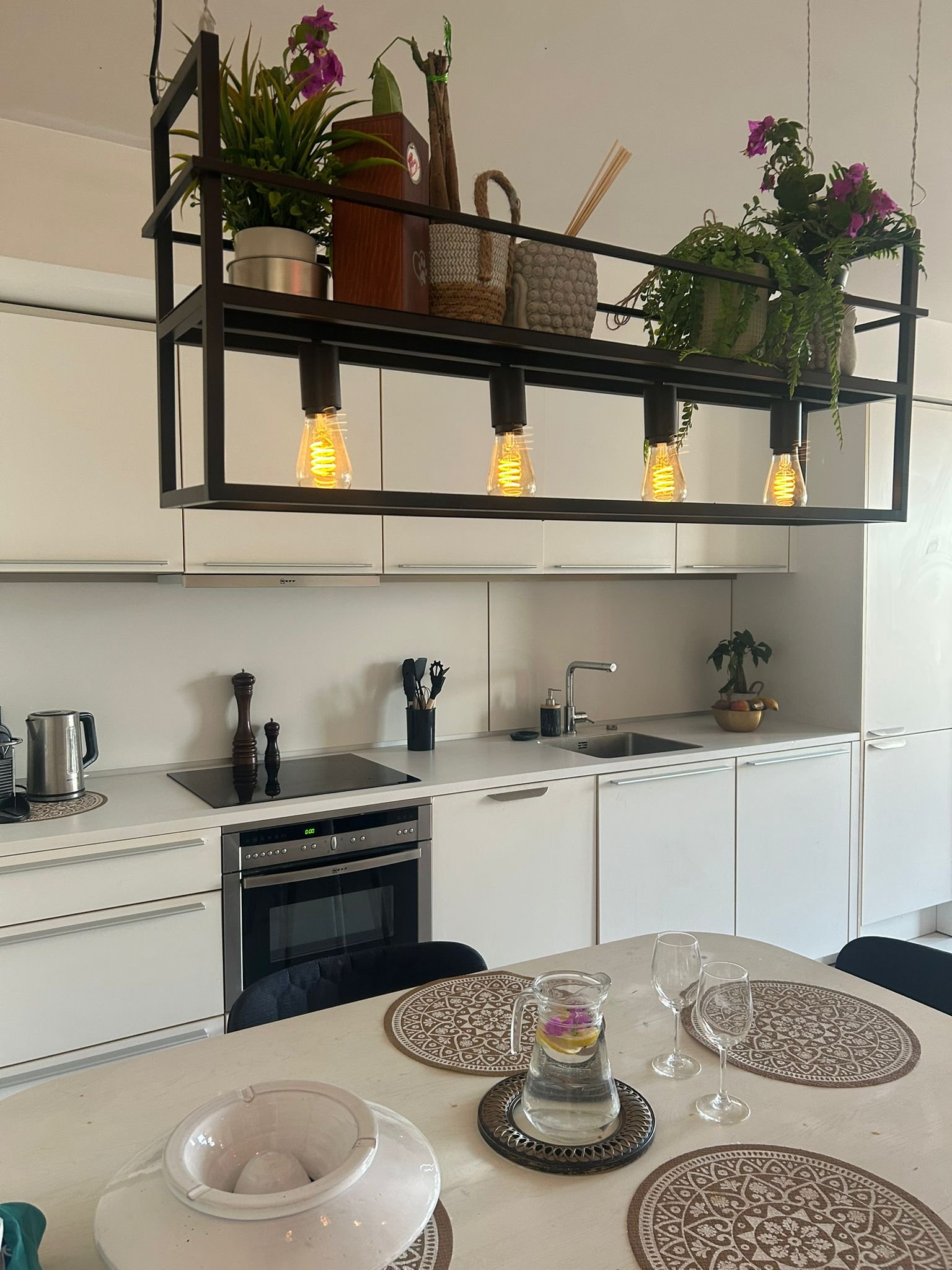 Stylish 2-Bedroom Apartment in Patio Blanco For Sale