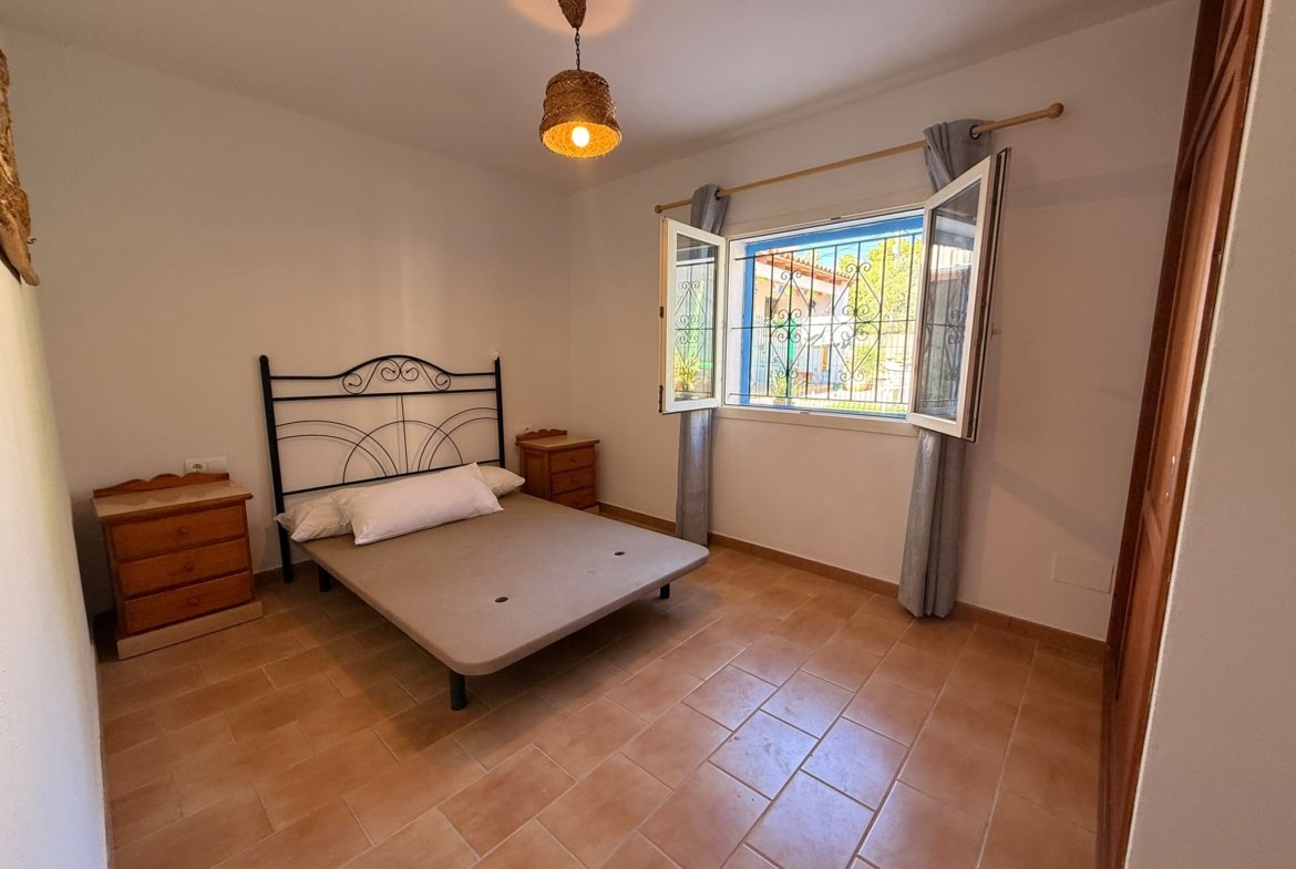 Charming Casita Available for Annual Rent in Cala Llenya