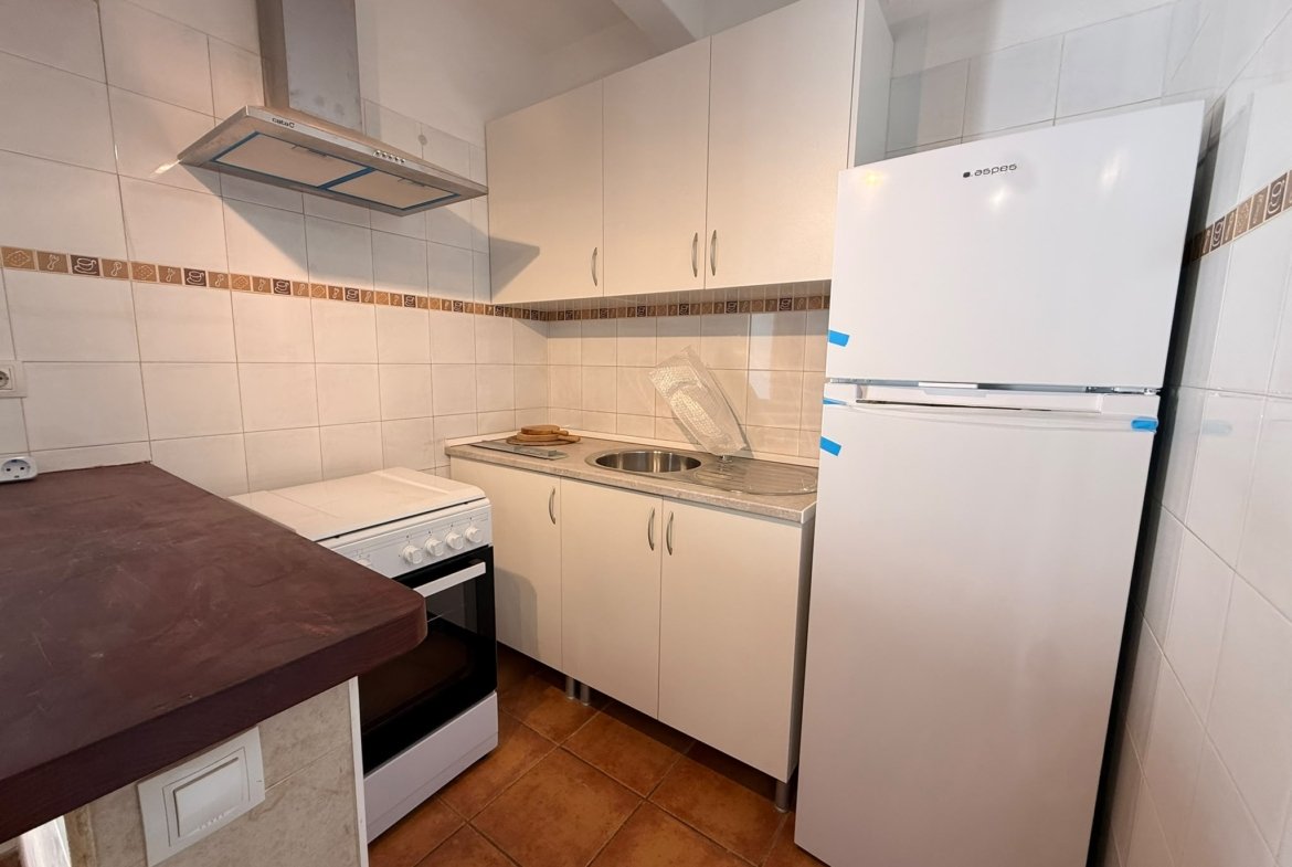 Charming Casita Available for Annual Rent in Cala Llenya