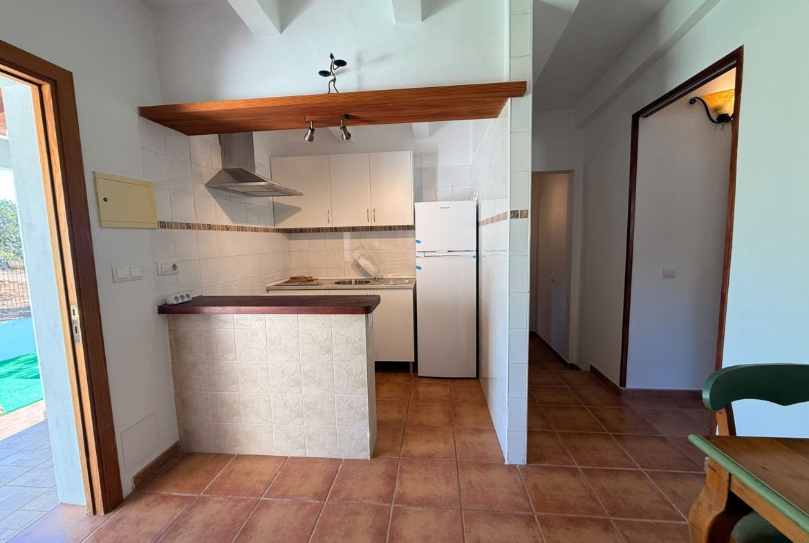 Charming Casita Available for Annual Rent in Cala Llenya