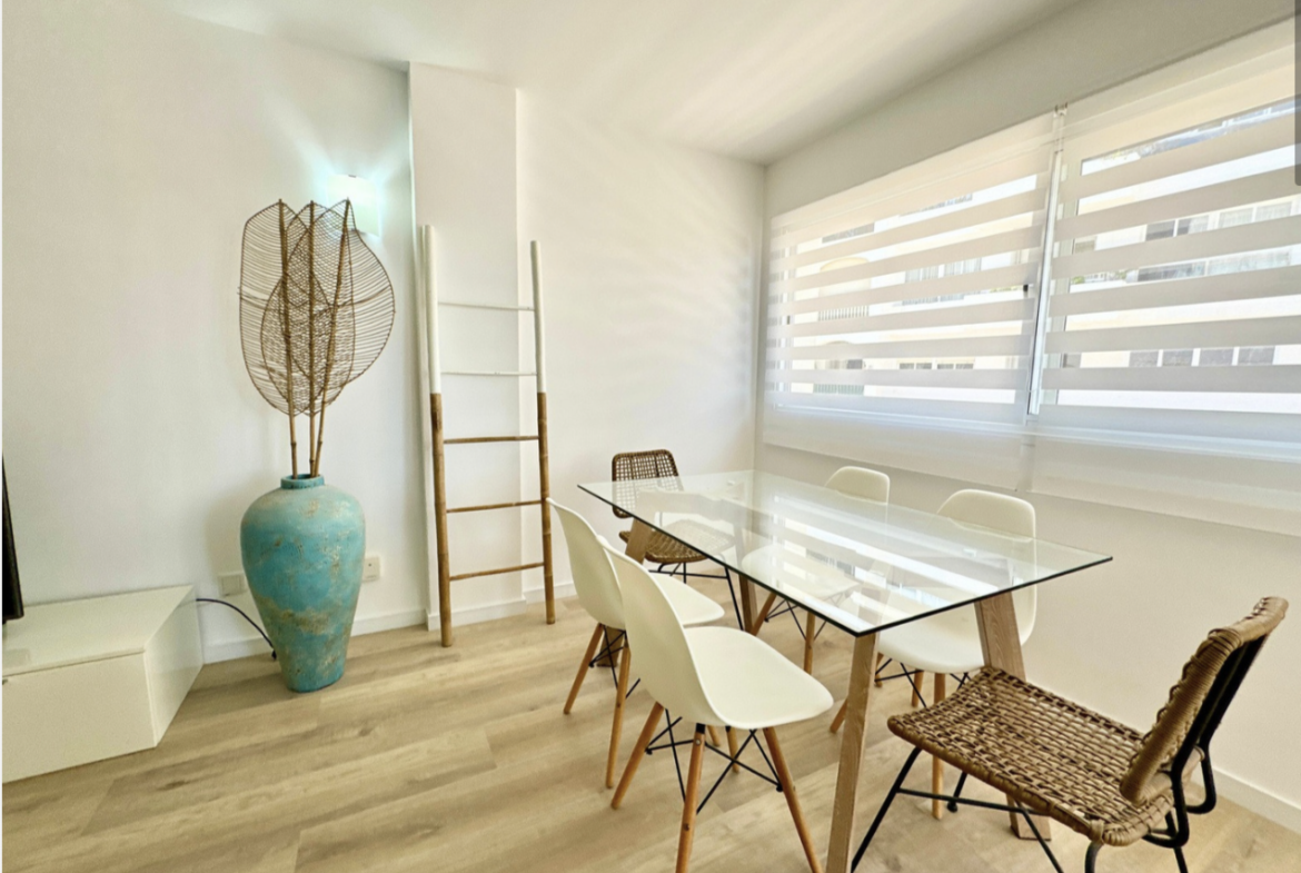 Beautiful Apartment in Marina Botafoch for Annual Rent from 1.11.2026