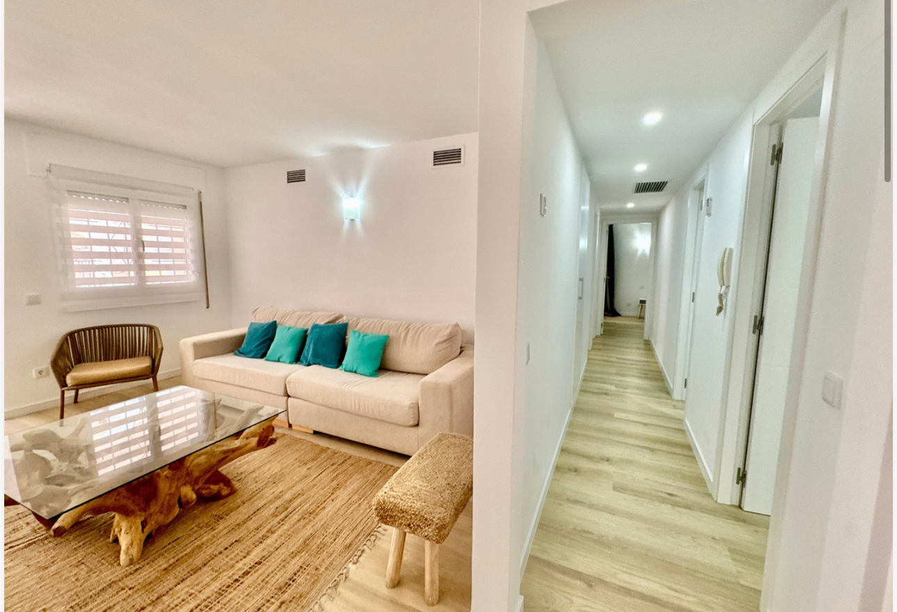 Beautiful Apartment in Marina Botafoch for Annual Rent from 1.11.2026
