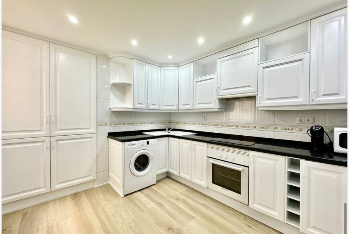 Beautiful Apartment in Marina Botafoch for Annual Rent from 1.11.2026