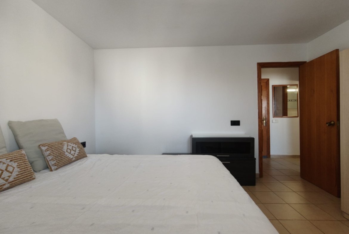 1-Bedroom Apartment for Long-Term Rental in Playa d’en Bossa