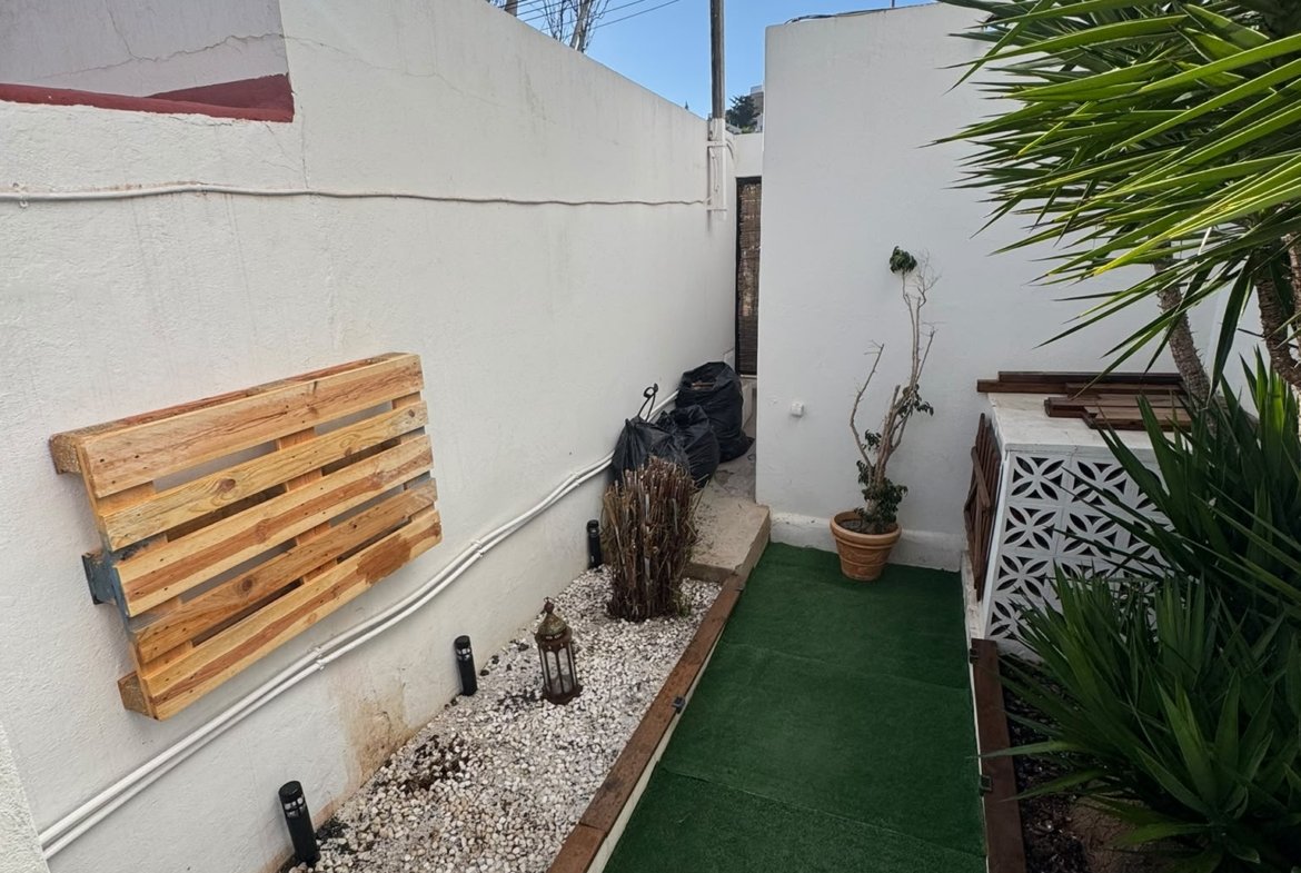 RENTED Ground Floor Apartment with Garden for Long-Term Rental in Santa Eulalia