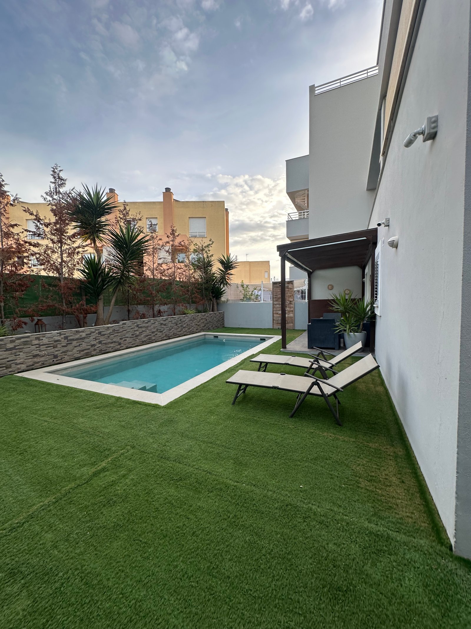 IMG_4039 3-Bedroom Groundfloor Apartment with Private Pool for Long-Term Rental in Es Viver