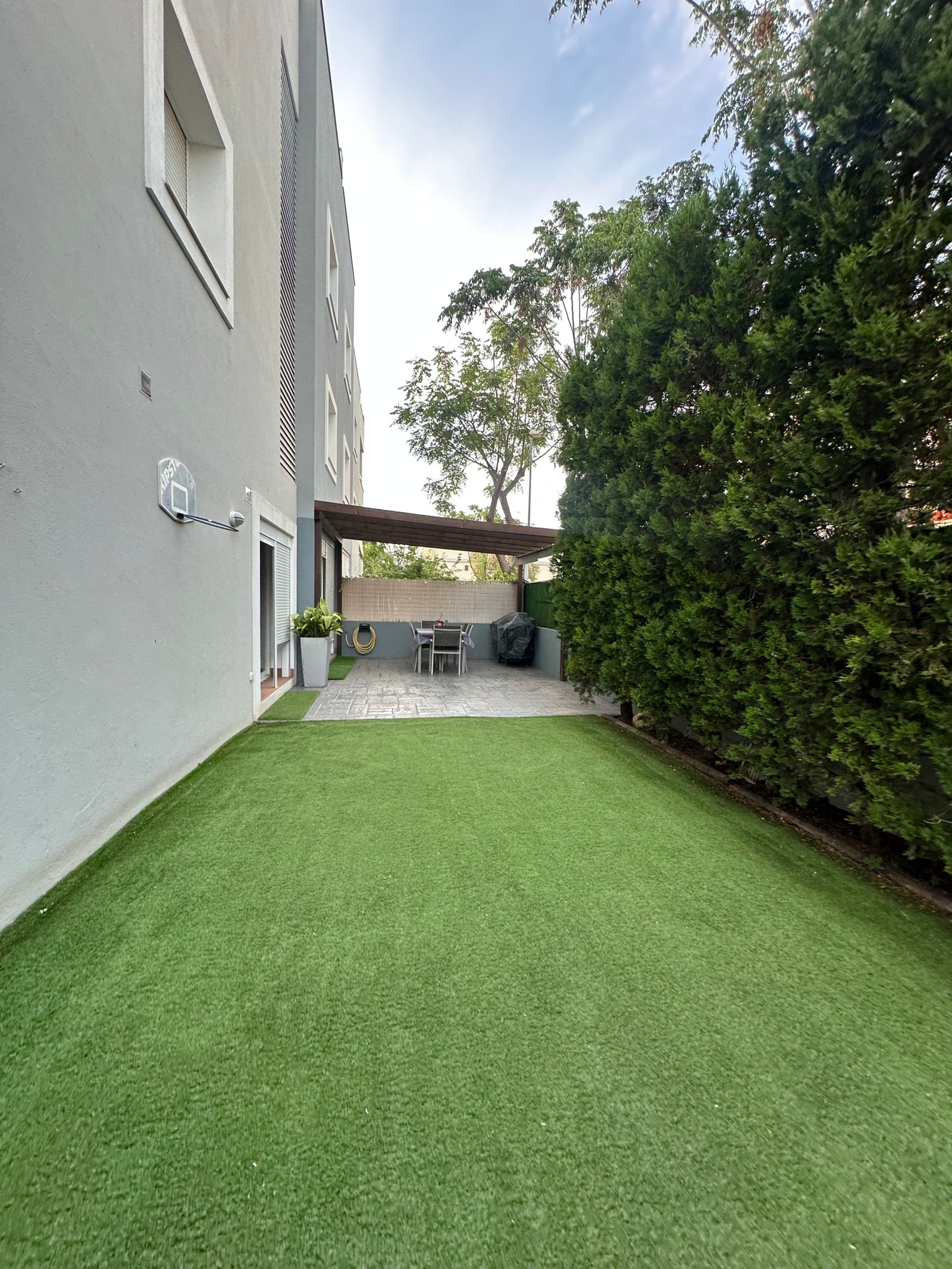 IMG_4040 3-Bedroom Groundfloor Apartment with Private Pool for Long-Term Rental in Es Viver