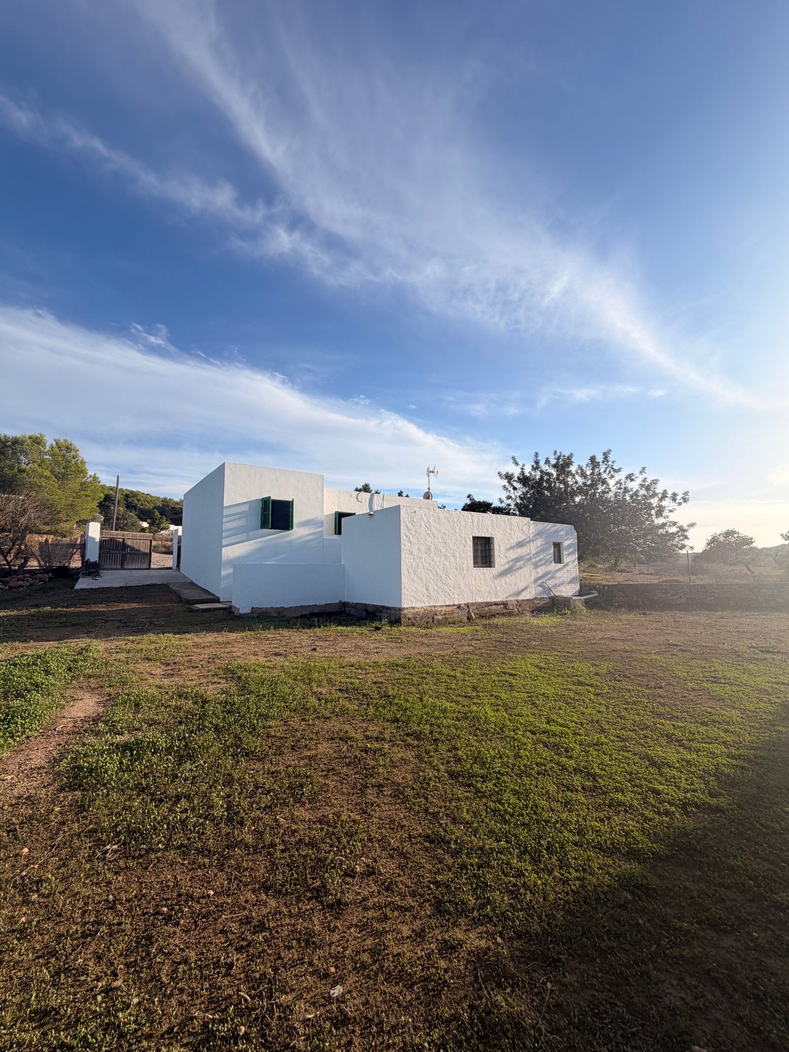 Country House with Garden for Long-Term Rental in Benimussa