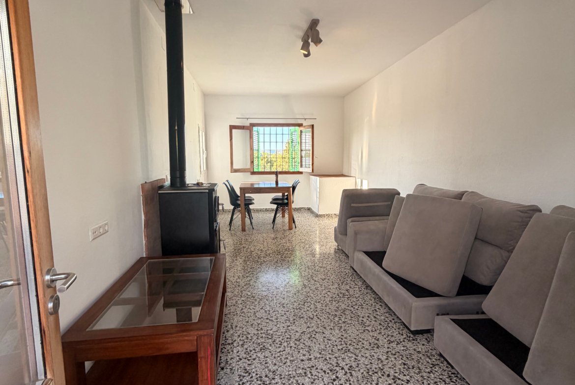 Country House with Garden for Long-Term Rental in Benimussa