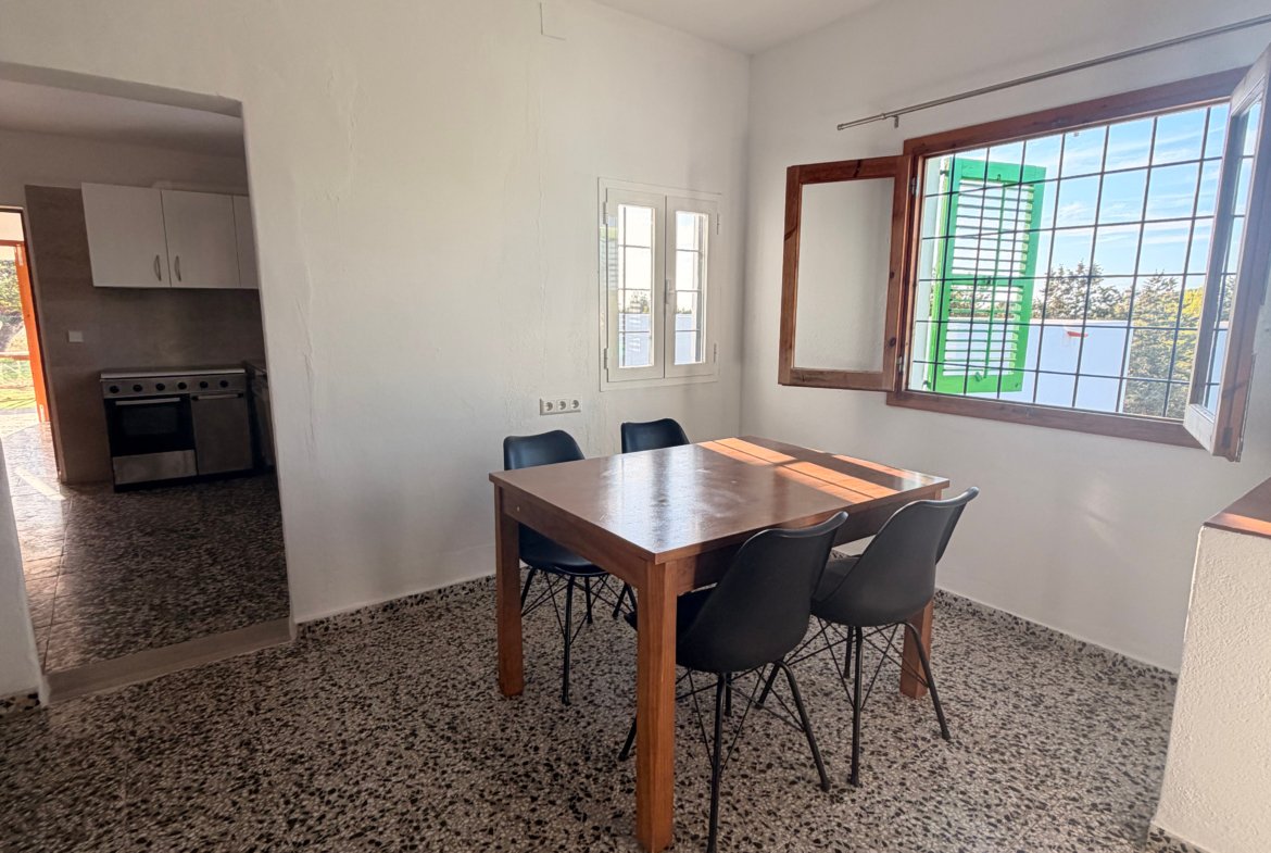 Country House with Garden for Long-Term Rental in Benimussa