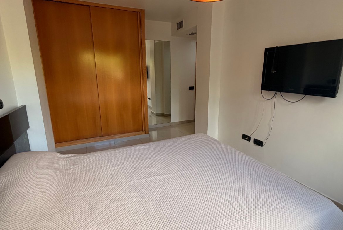 Ground Floor Apartment with Private Terrace in Ibiza